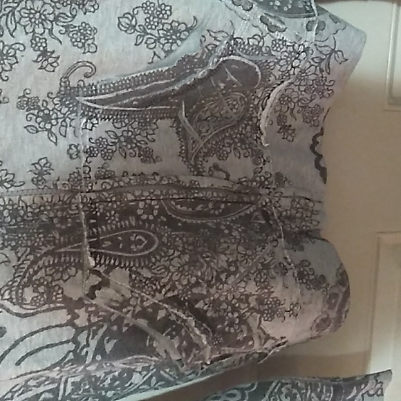 Spoiled women jacket - Picture 3 of 8